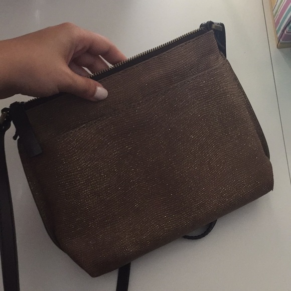 Fossil crossbody purse - Picture 3 of 3